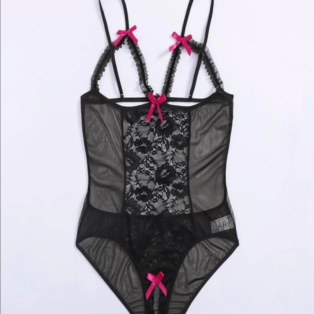 floral lace bodysuit
